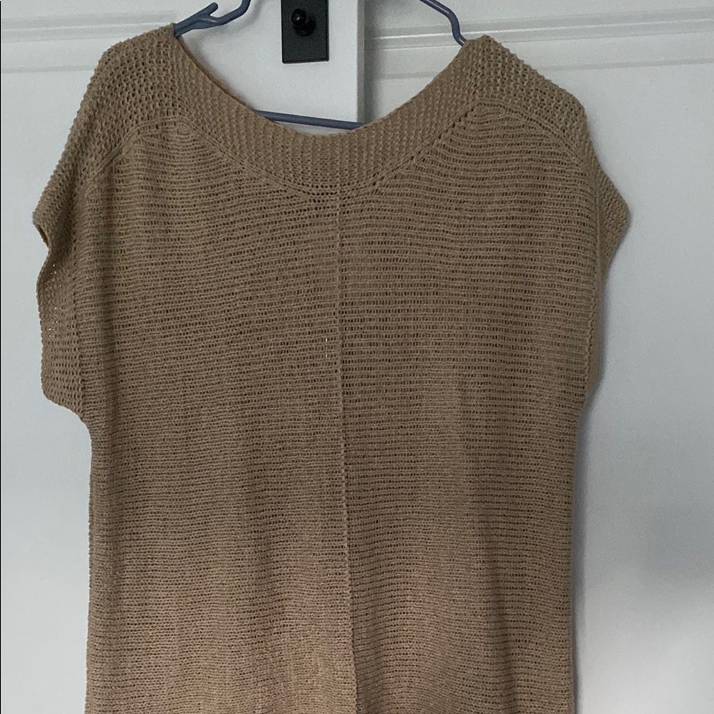 Elegant Women's Beige Knit Sweater